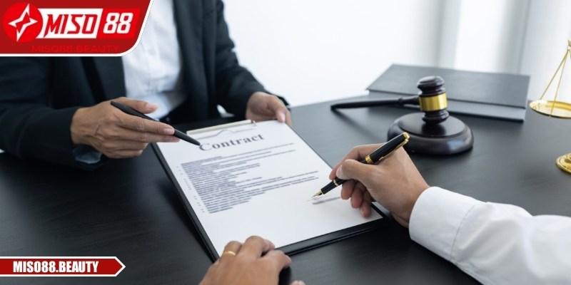 Miễn Trừ Trách Nhiệm 2 Thành viên có quyền tiếp cận mọi thông tin 1 cách minh bạch